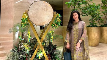 CERITA MUALAF STEVIE AGNECYA