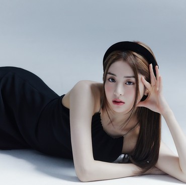 Bagikan Chat WhatsApp Lucu, Yunjin LE SSERAFIM Bikin Fans Ngakak