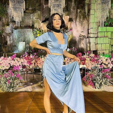 Tak Ingin Kalah dengan Luna Maya, Aming juga Pamer Foto Mesra Bareng Siwon?