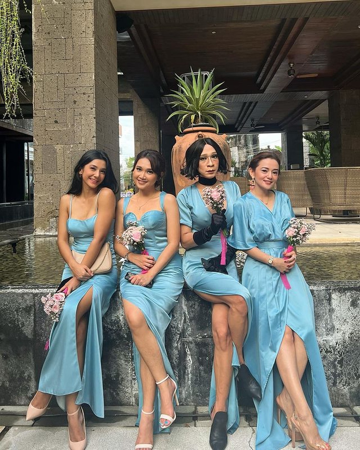 Penampilan Aming jadi bridesmaid