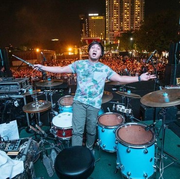 Inikah Tanda Awal Brian Sang Drummer Hengkang dari Sheila On 7?