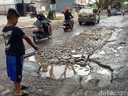 6 Daftar Jalan Poros Kewenangan Pemprov Sulsel Rusak-Belum Tuntas-tuntas