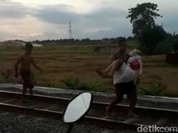 Perempuan Ini Coba Bunuh Diri Tabrakkan ke KA Namun Gagal dan Hanya Pingsan