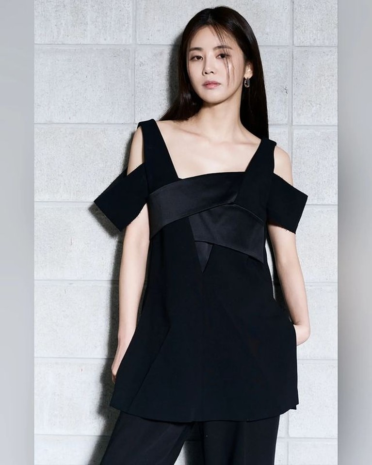 Potret Lee Ga Ryung Potret Lee Ga Ryung