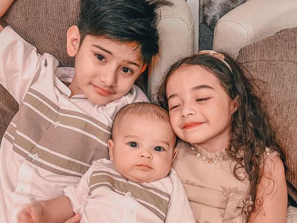 5 Potret Menggemaskan King Faaz dan Dua Adiknya, Cantik & Tampan