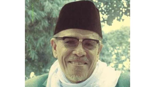Sosok ulama sekaligus penulis Abdul Malik Karim Amrullah (Buya Hamka) pernah ditawari pangkat tituler sebagai mayor jenderal TNI, tetapi ia menolaknya.