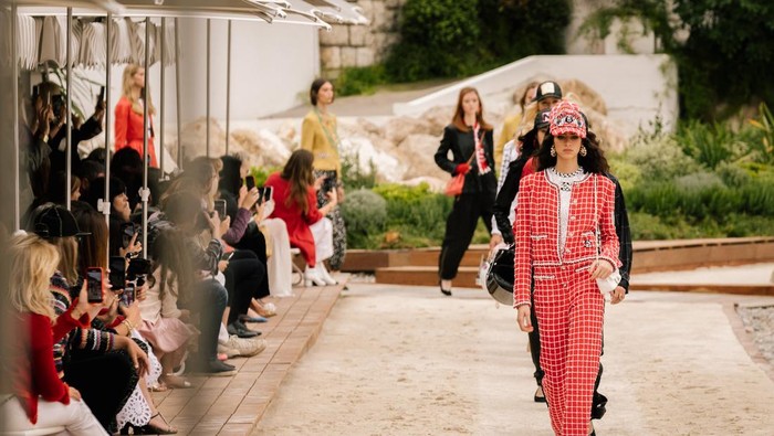 Gaya Elegan Keluarga Kerajaan Monako Jadi Inspirasi Koleksi Terbaru Chanel