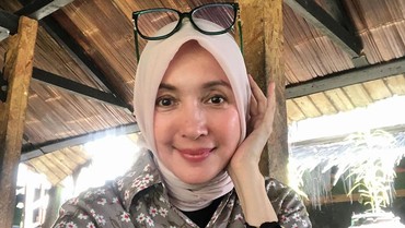 img-title Pernah Nikahi Pria Beristri, Henidar Amroe Kini Cari Suami Tampan & Mapan