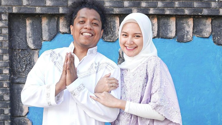 Indah Permatasari dan Arie Kriting Indah Permatasari dan Arie Kriting