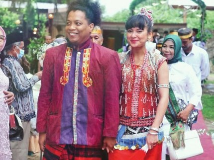5 Potret Syukuran Pernikahan Indah Permatasari, Pemeran Tari di Wedding Agreement