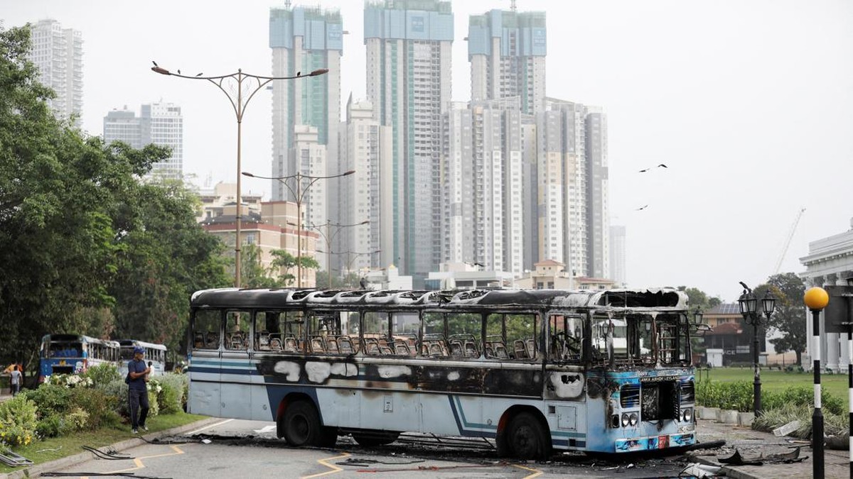 FOTO: Sri Lanka Mencekam Usai Demo Rusuh Bidik Pejabat Pemerintah