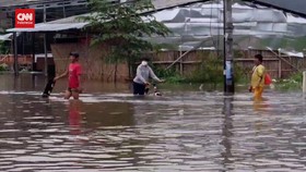 VIDEO: Saat Warga Jakarta Kegerahan, Warga Kota Tangerang Kebanjiran