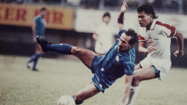 Toyo Haryono menjadi pilihan  Anatoli Polosin untuk mengawal lini belakang Timnas Indonesia hingga sukses juara SEA Games 1991.