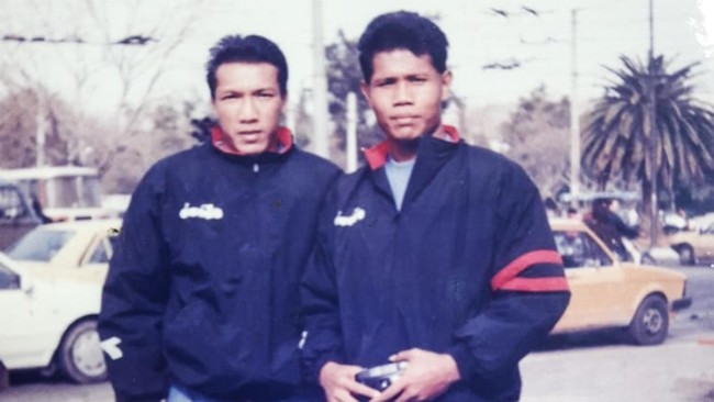 Toyo Haryono menjadi pilihan  Anatoli Polosin untuk mengawal lini belakang Timnas Indonesia hingga sukses juara SEA Games 1991.