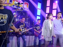 9 Pedangdut Terkenal Asal Jawa Timur, Idolamu yang Mana Rek?