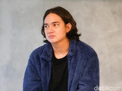Sinopsis Sekotengs, Serial Adipati Dolken yang Diadaptasi dari Webtoon
