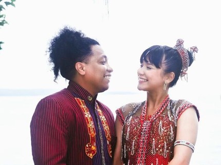 5 Potret Syukuran Pernikahan Pemeran Tari Wedding Agreement Indah Permatasari