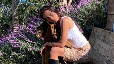 img-title Bella Hadid Kutuk Israel Terkait Kematian Jurnalis Shireen Abu Akleh