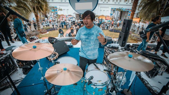 Bikin Baper, Setelah 18 Tahun Bersama, Brian dan Sheila on 7 Akhirnya Pisah Juga