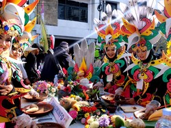 Semarak HUT Surabaya Ke-729, Ada Festival Belanja-Parade Budaya