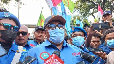 img-title KSPSI Duga Draf Perppu Cipta Kerja Hanya Dibuat Kemenko Perekonomian