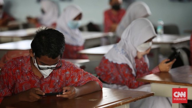 Dinas Pendidikan Makassar tetap melakukan langkah antisipasi, salah satunya meminta orang tua membawakan bekal untuk anak.