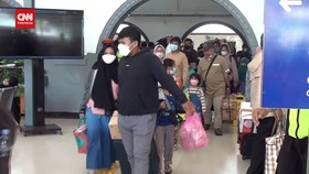 VIDEO: Arus Balik Di Stasiun Senen Dan Terminal Pulo Gebang