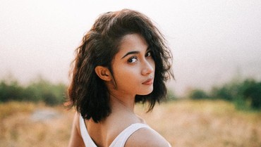 Aghniny Haque Terkunci di Toilet Saat Syuting Film Horor, Saking Takutnya Sampai...