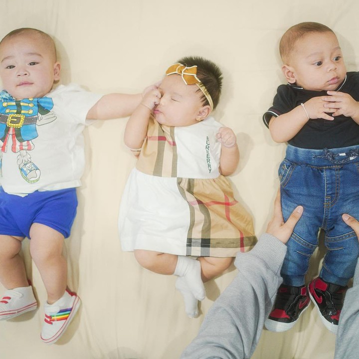 <p>Anak dari pasangan Atta Halilintar-Aurel Hermansyah, Raffi Ahmad-Nagita Slavina dan Rizky Billar-Lesti Kejora ini berhasil mencuri perhatian publik. (Foto: Instagram @lestykejora)<br /><br /><br /></p>