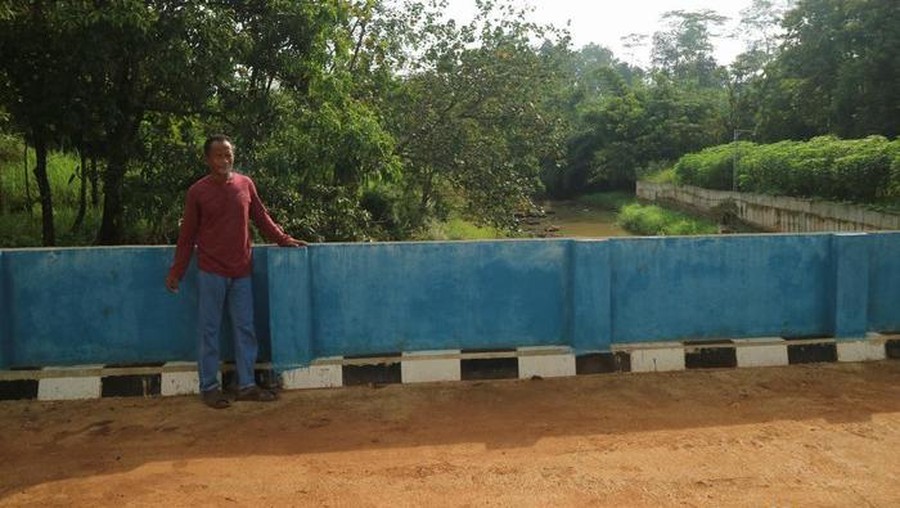 Crazy Rich Jepara Crazy Rich Jepara bangun jembatan pakai kocek pribadi