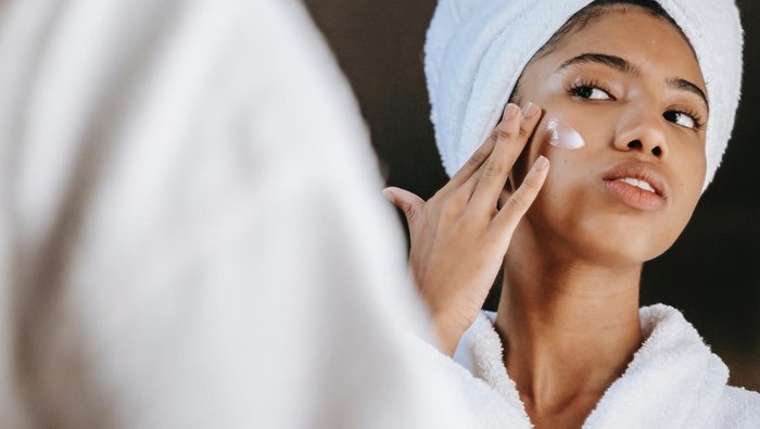 BeauPicks: 5 Skincare Viral di TikTok Ini Laris Manis Jadi Incaran Banyak Orang, Beli Harus Ikut PO? BeauPicks: 5 Skincare Viral di TikTok Ini Laris Manis Jadi Incaran Banyak Orang, Beli Harus Ikut PO?