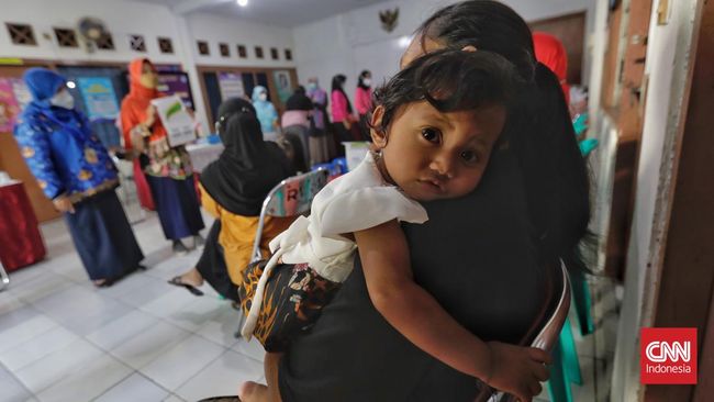 Dokter spesialis anak IDAI, Hanifah Oswari menyebutkan sejumlah faktor yang membuat transplantasi hati untuk hepatitis akut di Indonesia tak mudah dilakukan.