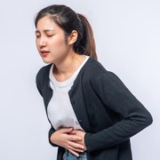 Makan Terlalu Banyak Bikin Susah BAB? Coba Cara Ini Biar Pencernaan Lancar!