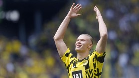 Haaland Cetak Gol di Laga Perpisahan, Dortmund Menang