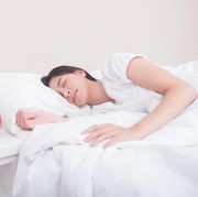 Hati-hati, 3 Posisi Tidur Ini Bisa Picu Kerutan Pada Wajah! Beauties Sudah Tahu?