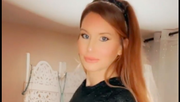 TikTokers Ini Cerita Miliki 2 Vagina, Menstruasi 2 Kali Sebulan & Hamil di Dua Rahim, Beneran?