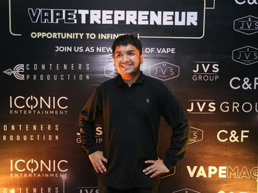 img-title Bahas Hal Tak Senonoh di Depan Freya JKT48, Kontroversi Oza Rangkuti Jadi Sorotan