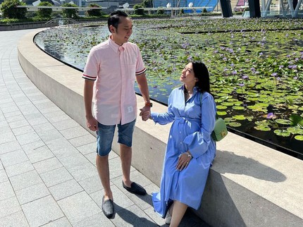 7 Potret Aliya Rajasa dan Keluarga di Singapura, Babymoon Sebelum Melahirkan