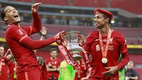 TOP 3 SPORTS: Syarat Liverpool Juara hingga Pogba Batal ke Man City