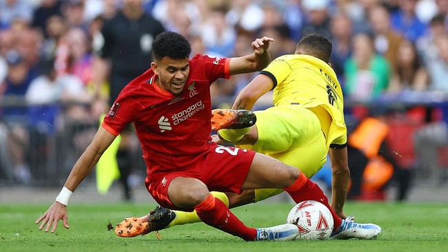 Duel Chelsea vs Liverpool di final Piala FA bertahan imbang di waktu normal sehingga harus berlanjut ke babak perpanjangan waktu.