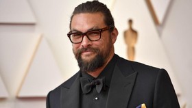 Jason Momoa Gabung DCU, Jadi Lobo di Supergirl: Woman of Tomorrow