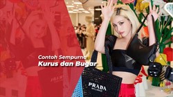 img-title Cantiknya Jeon Somi Bak Boneka Barbie di Pop-up Show PRADA
