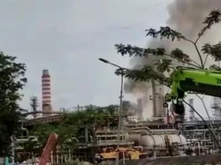 Kilang Minyak Pertamina Balikpapan Terbakar, 5 Korban Dibawa ke RS-1 Terjebak