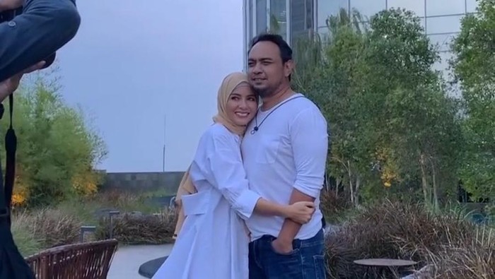 Meisya Siregar dan Bebi Romeo