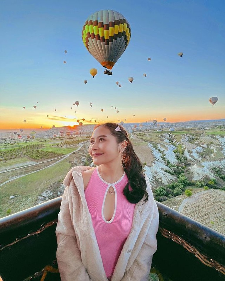 Prilly Latuconsina Prilly Latuconsina