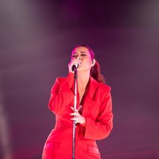Akan Tampil di Allo Bank Festival 2022, Simak Gaya Raisa yang Elegan dan Glamor di Atas Panggung