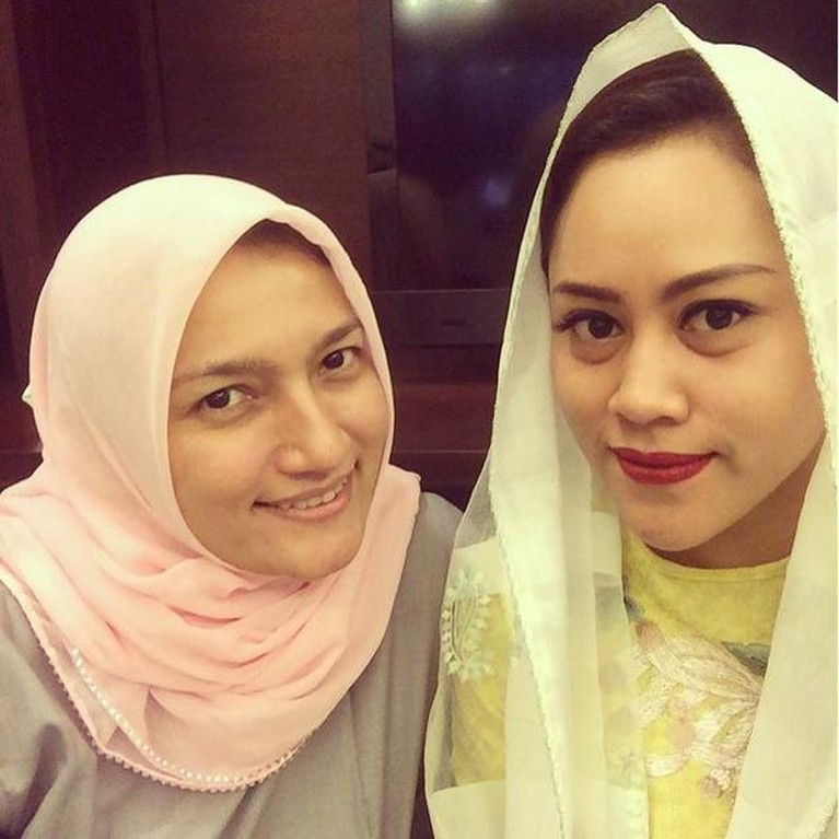 Sarah Amalia Sarah Amalia