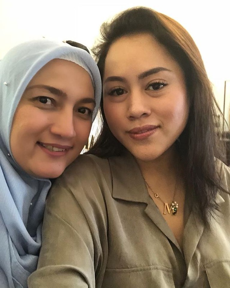 Sarah Amalia Sarah Amalia