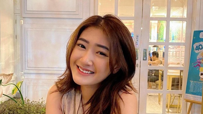 Selebgram Mutiara Adiguna