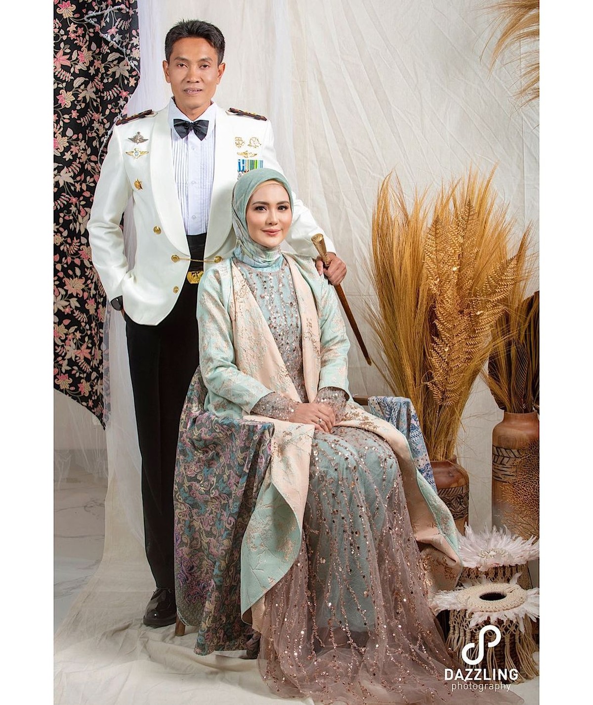 Juliana Moecthar & calon suami